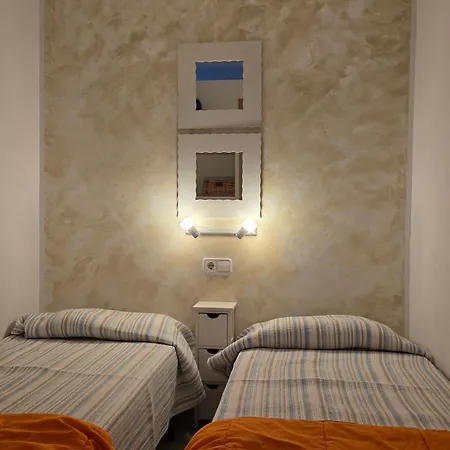 Apartaments Les Roques פלטחה ד'ארו