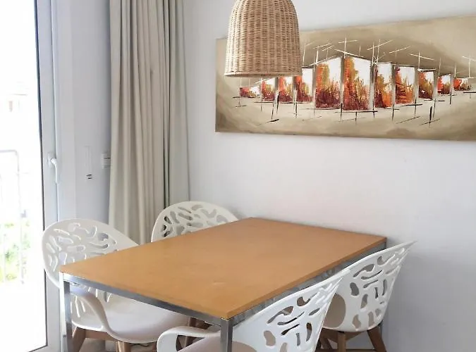 Apartaments Les Roques * פלטחה ד'ארו