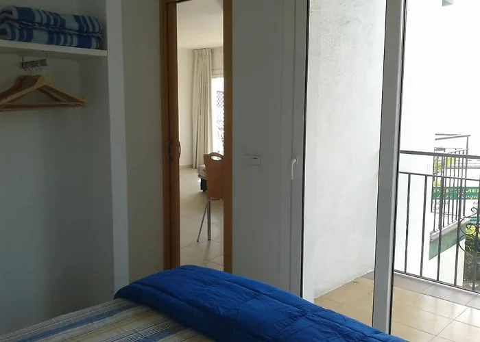 Les Roques Appartement *