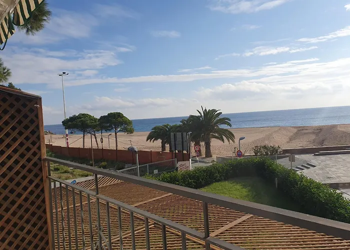 Apartaments Les Roques * פלטחה ד'ארו