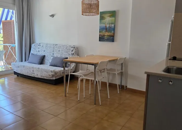 Apartaments Les Roques פלטחה ד'ארו