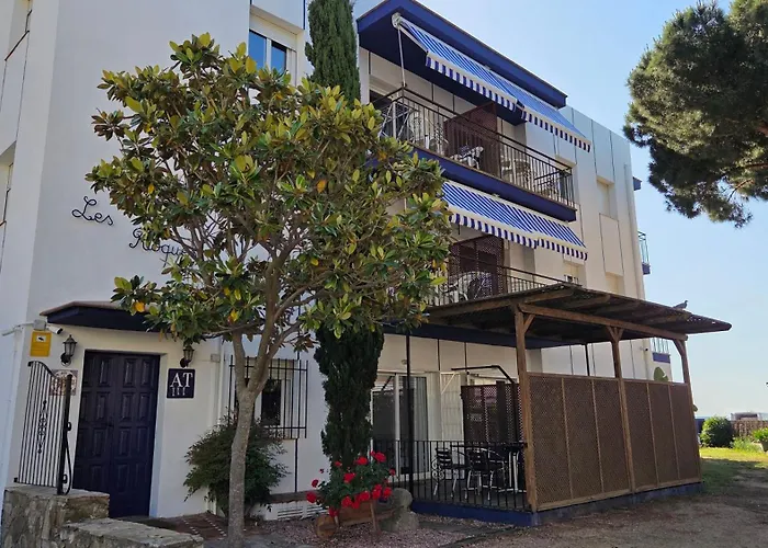 Apartaments Les Roques * פלטחה ד'ארו