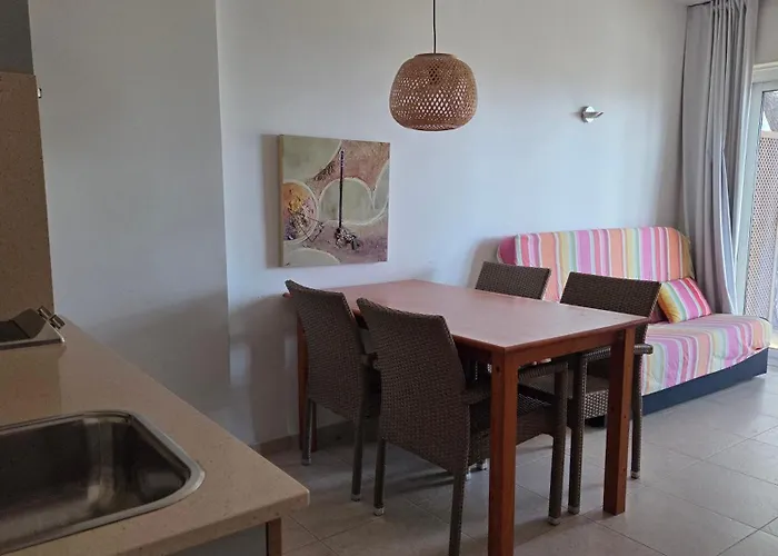 Apartaments Les Roques *