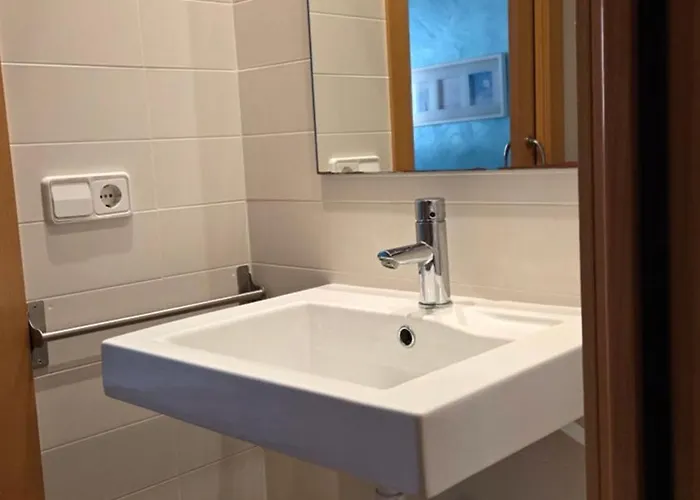 Apartaments Les Roques * פלטחה ד'ארו