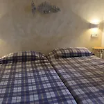 Les Roques *