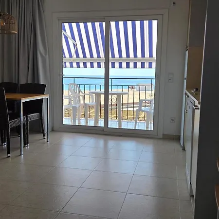 Apartaments Les Roques * פלטחה ד'ארו