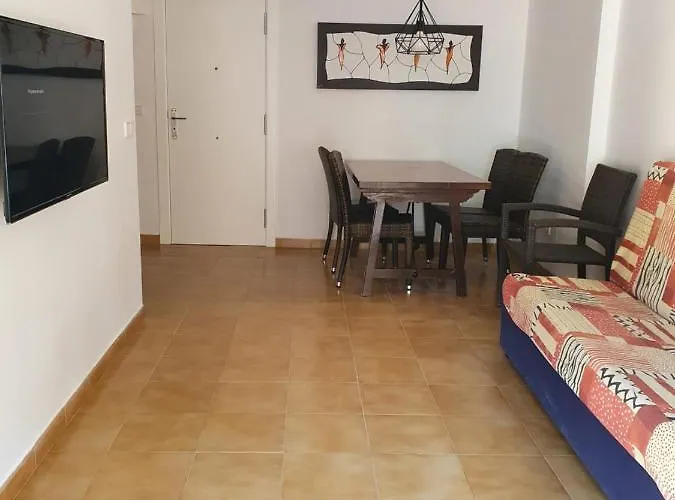 Les Roques Apartment *